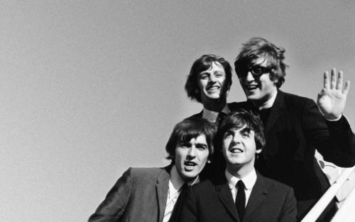 披头士解散50年的故事,披头士成立的时候有几个人