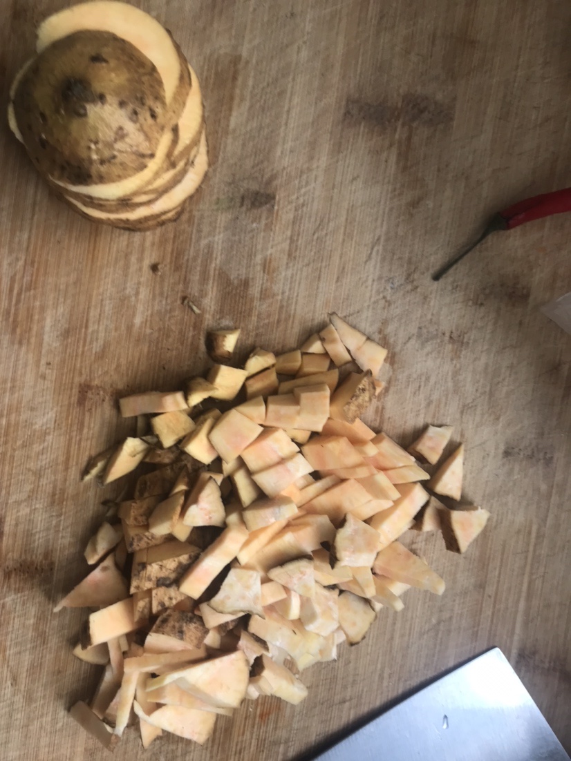 「春季开钓」分享薯香配料制作和蚯蚓的保鲜方法