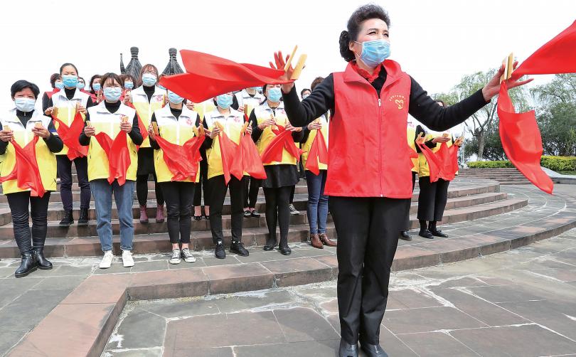 履职尽责在行动,在行动上履职尽责