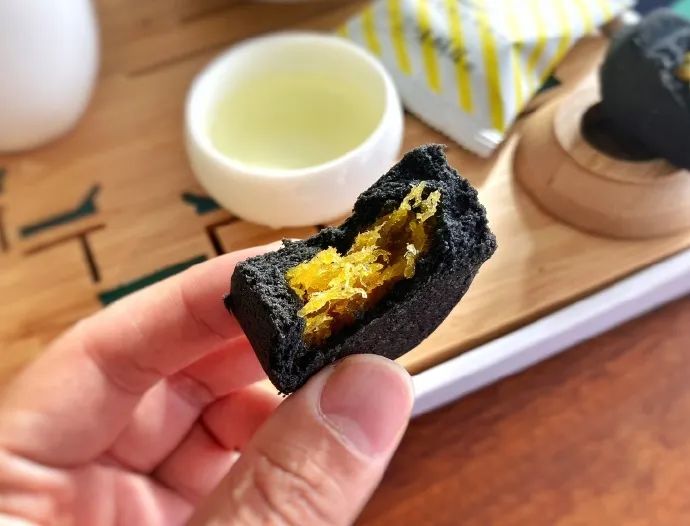 胖fufu会爆浆！29.9元/8枚“网红”雪媚娘，撩炸少女心