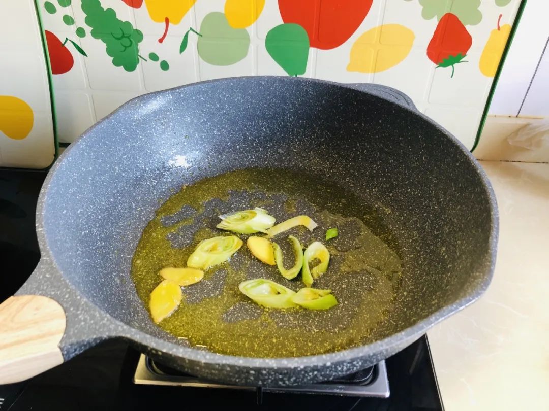 【滋味】大排这样烧,好吃又不腻