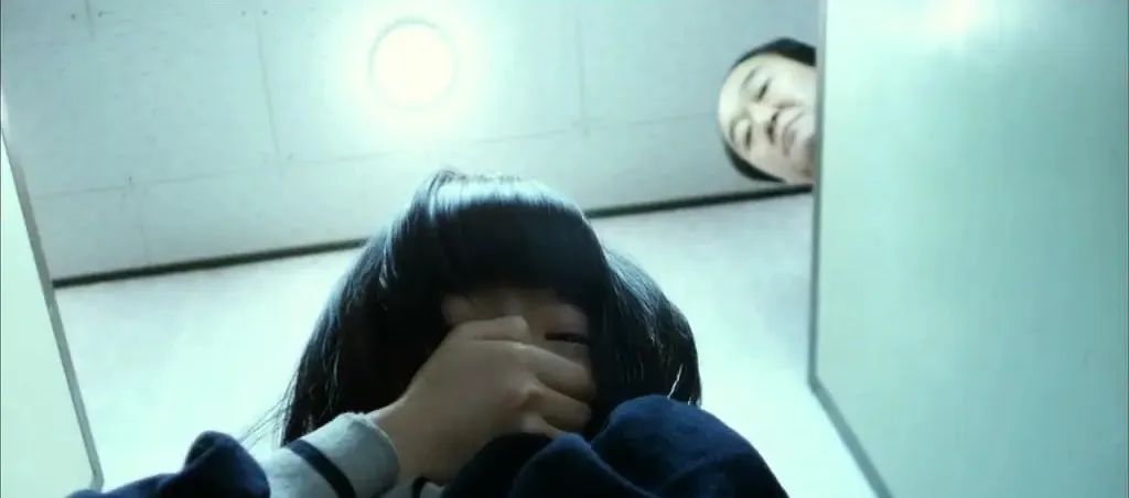 那些最隐秘又最彻骨的女童之伤,你还在漠视吗