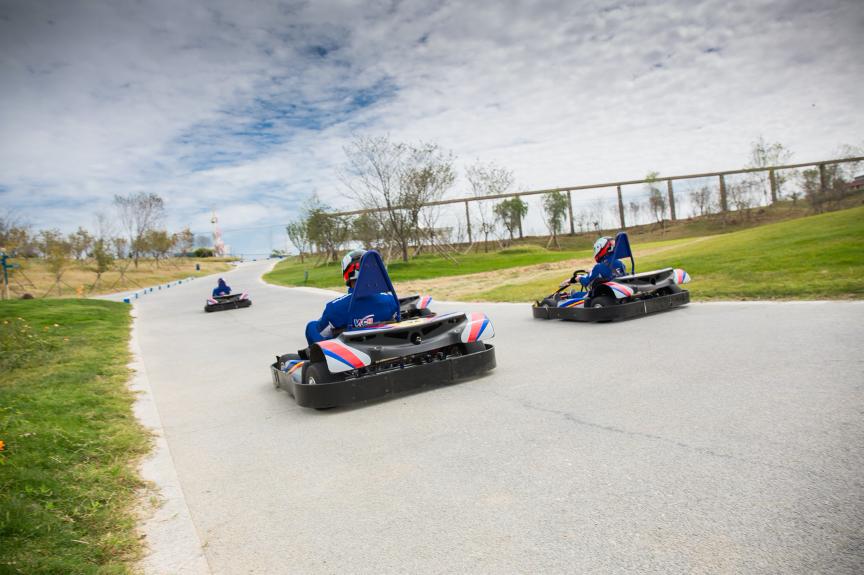 我从花海中归来！花仙子4月15日盛大开园