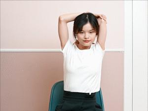 练锁骨一字肩的动作,练肩膀和背锁骨的动作