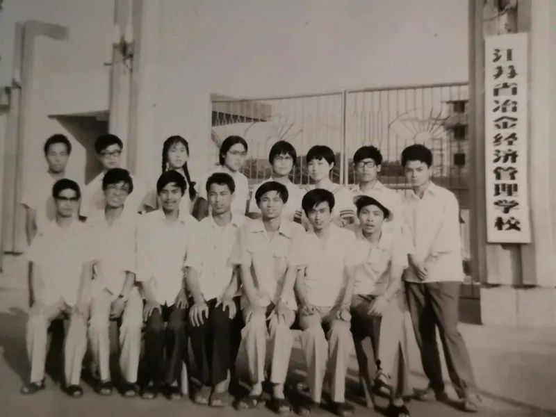 #点击镇江##母校#所谓母校，当然是我的母校了