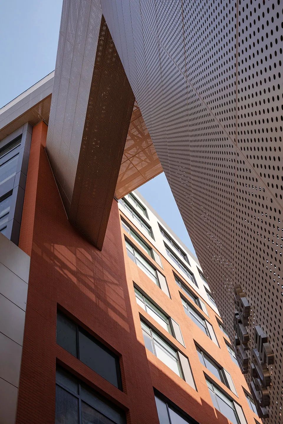 新作|工业锈址的潮流变身-NIUZONE新联地带/三益建筑设计有限公司