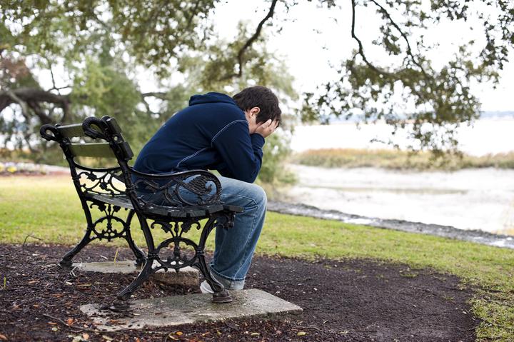 15岁少年之烦恼：同学们声音变粗长胡子了，为什么我还……