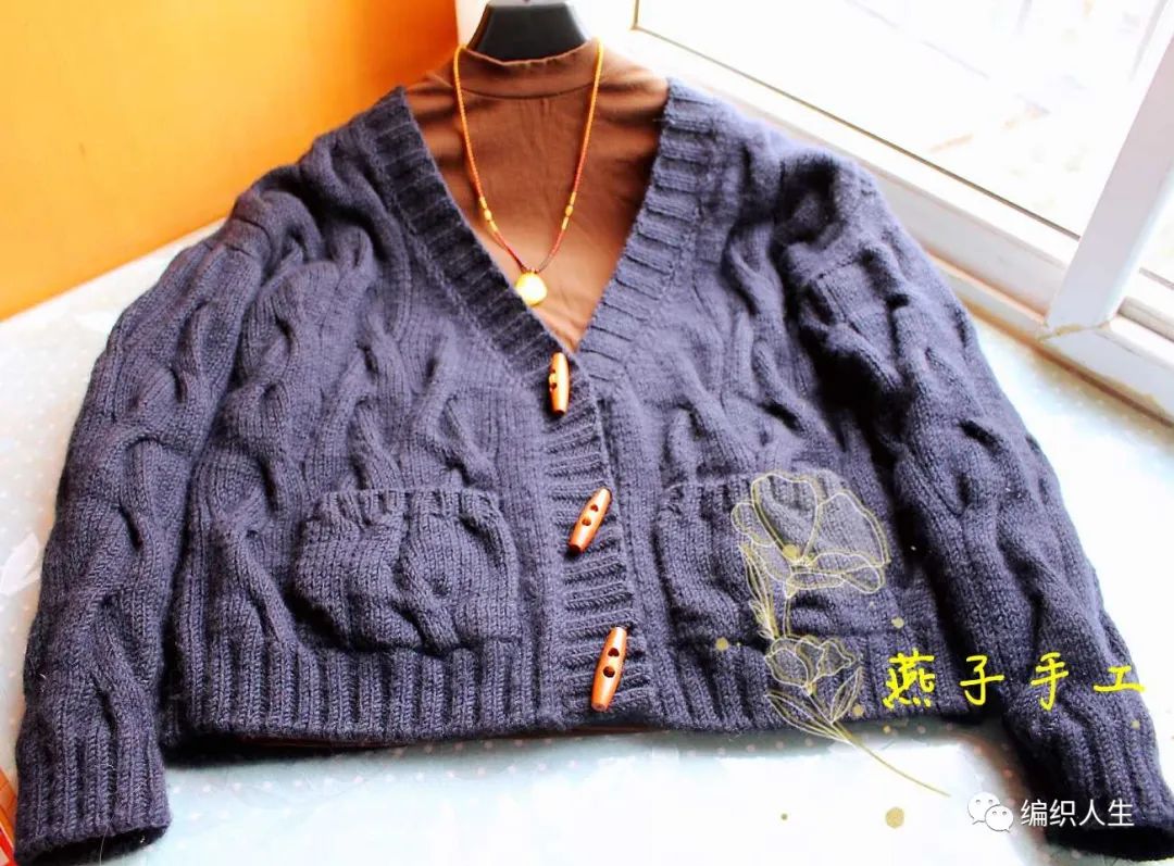 蓝浅色棒针毛衣编织图片大全,女士羊绒棒针织开衫图解