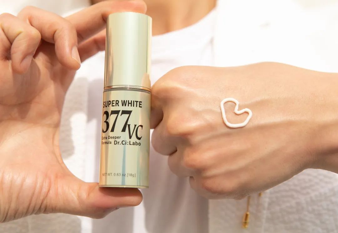 祛黄淡斑美白精华推荐,377美白淡斑精华哪款效果最好