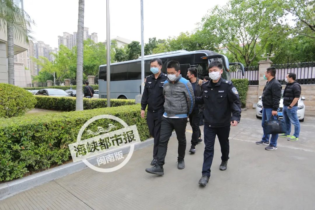 离异少妇约“裸聊”，厦门一男子动心了，随后……