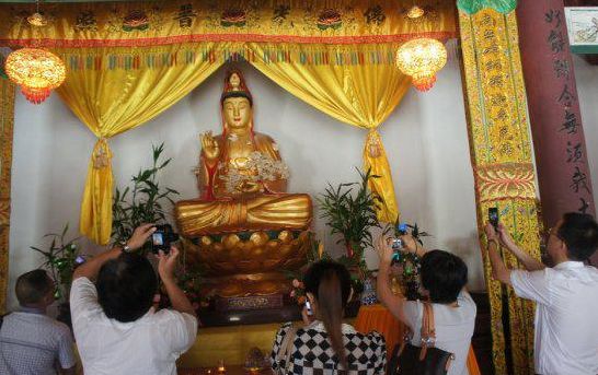 菩萨是如何普渡众生的,菩萨到底灵不灵验