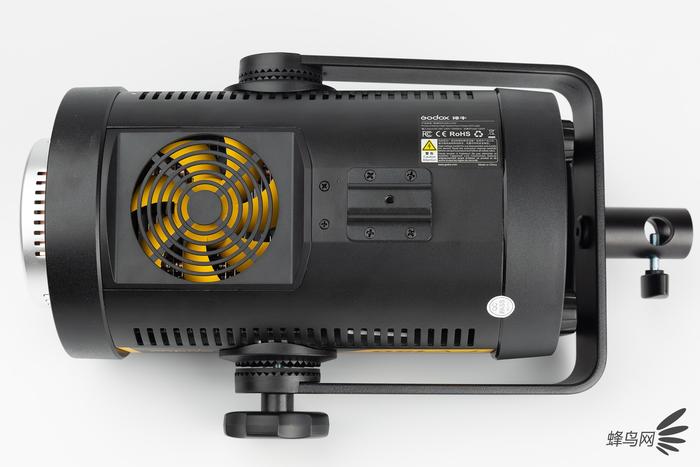 神牛lc500r对比神牛fv150,神牛fv150一灯两用