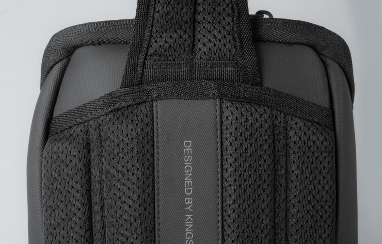 男人藏很多私房钱,男人藏了几百万私房钱