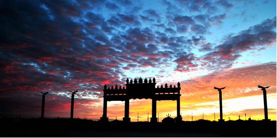 浜寳鍧濅笂鑽夊師澶ф睏琛屽,浜寳鑽夊師澶ф睏琛屽闂ㄧエ