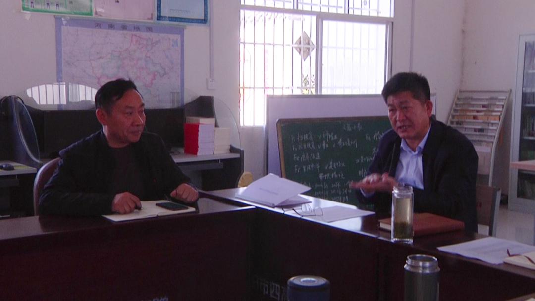 李元到大坪乡指导脱贫攻坚工作,李泽宙深入塔铺街道调研脱贫攻坚