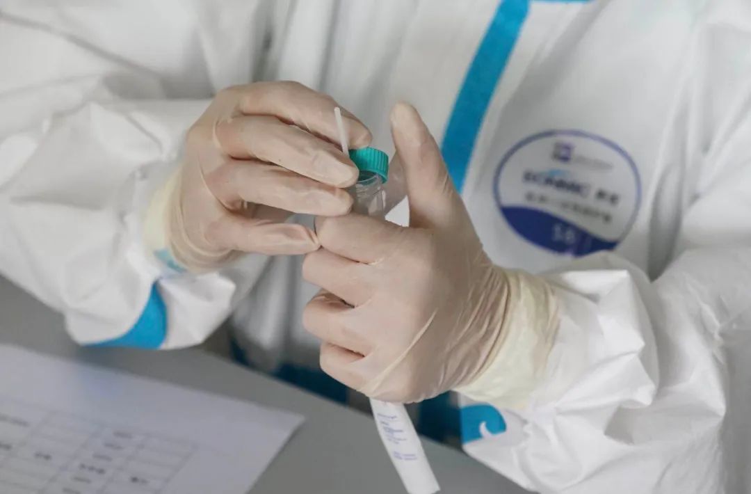 广东回香港核酸检测定点医院,外地返穗者尽快测核酸