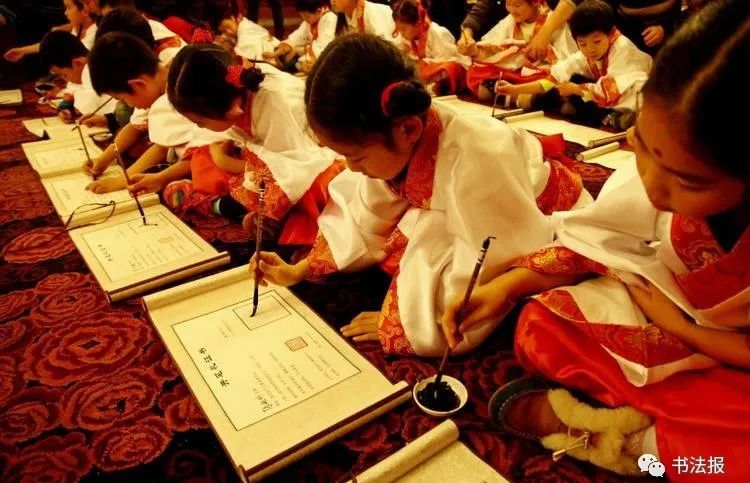 练过硬笔书法的孩子字都写得好吗,孩子练书法一般练几年比较好