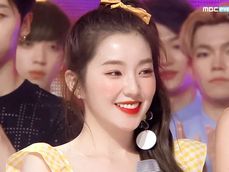 韩国女团神颜裴珠泫ins,韩国裴姐同款服装