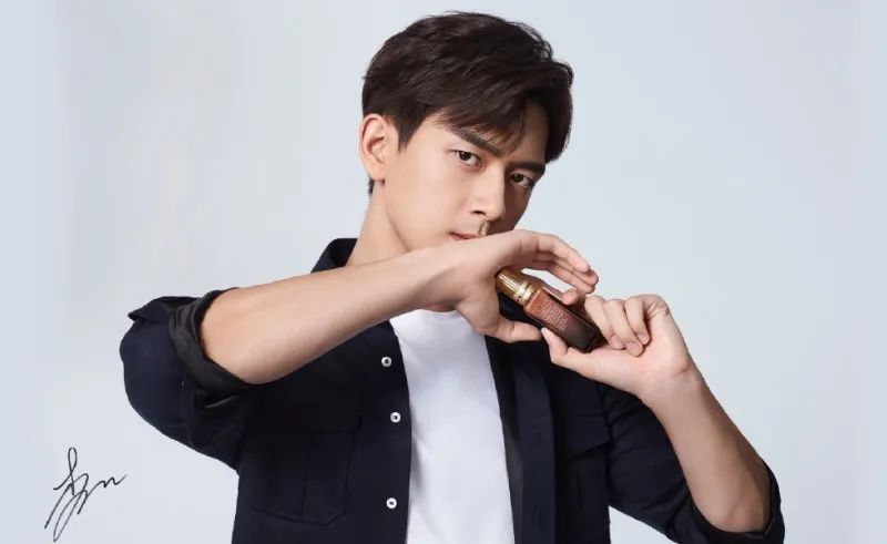 雅诗兰黛小棕瓶100ml单品,雅思兰黛小棕瓶一共几个单品