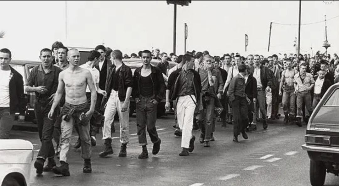 马丁靴一定要买马丁博士的吗,马丁博士马丁靴能穿多久