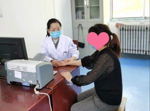 90岁老人风湿关节痛,风湿性多肌痛老年人能治好吗