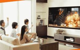 电视机挂在墙上电视柜高度多少,电视机挂墙上电视柜摆什么好看