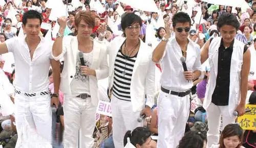 偶像男团成员颜值,现在的男团颜值都这样了吗