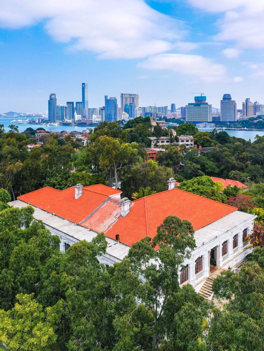 去厦门值得住鼓浪屿吗,鼓浪屿日光岩值得上去吗