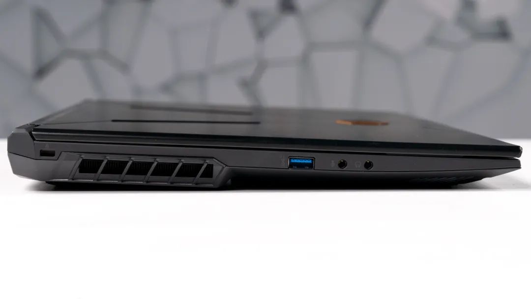 增强游戏本散热的双刃剑,聊一款散热压力增大的游戏本