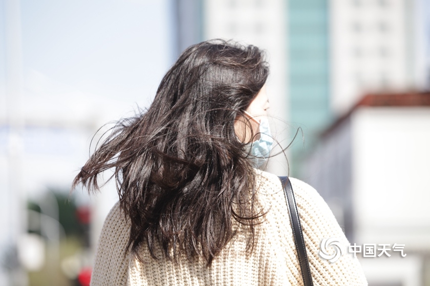 北京8级大风风景图,北京八级大风