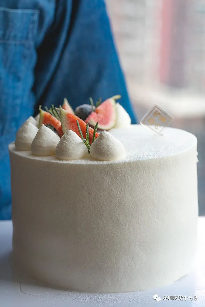 奈雪蛋糕团购,奈雪烘焙蛋糕店