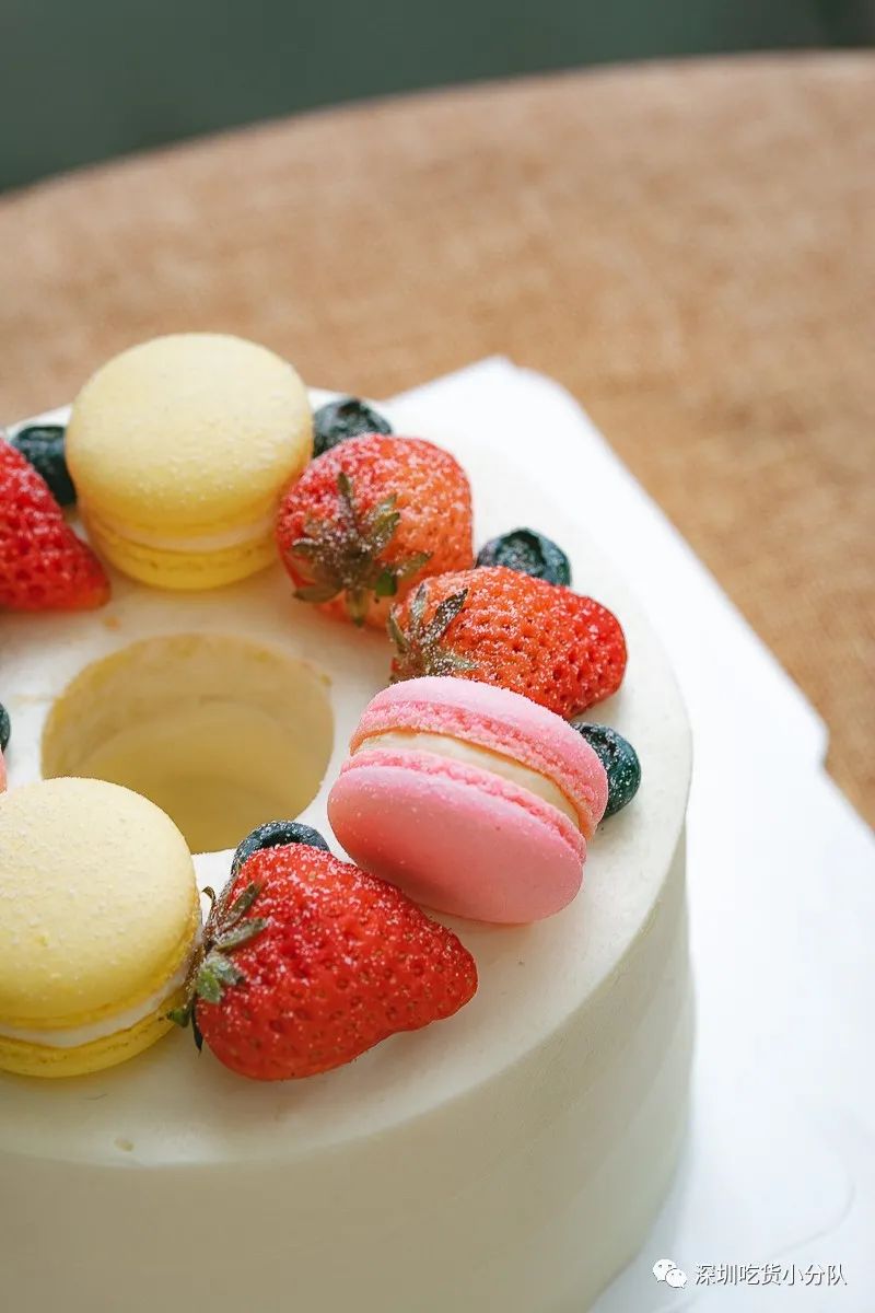 奈雪蛋糕团购,奈雪烘焙蛋糕店