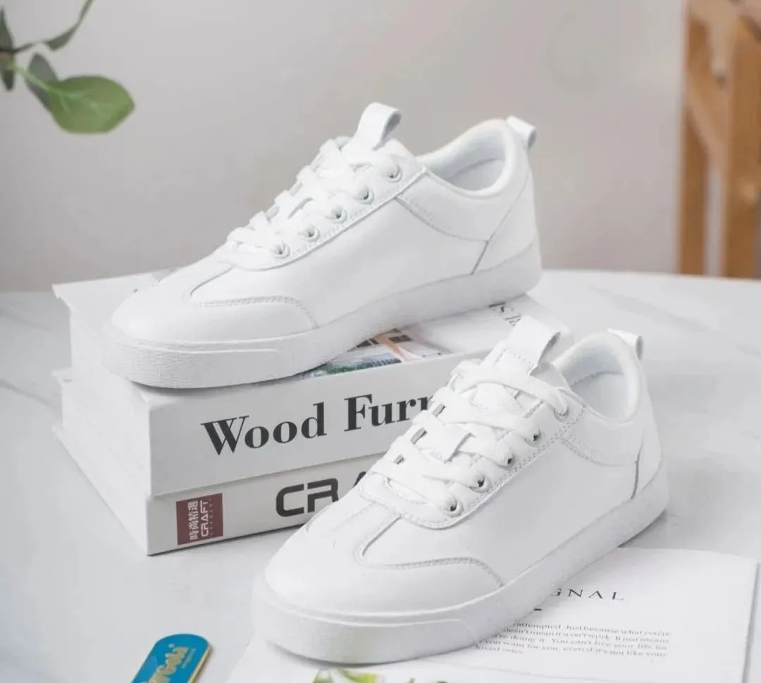 小白鞋哪个款好穿舒服耐穿,又到了小白鞋季节