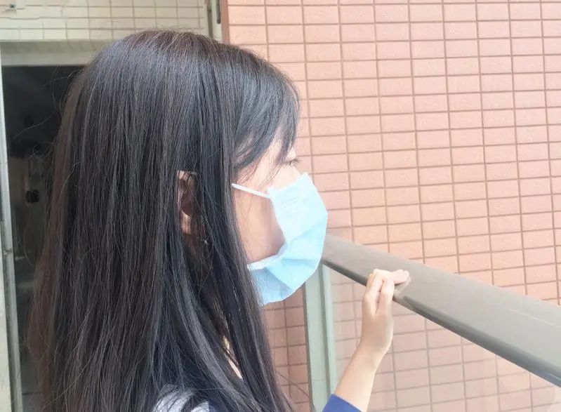 夏天戴口罩热出油严重怎么办,夏天出汗口罩湿了还有效果吗