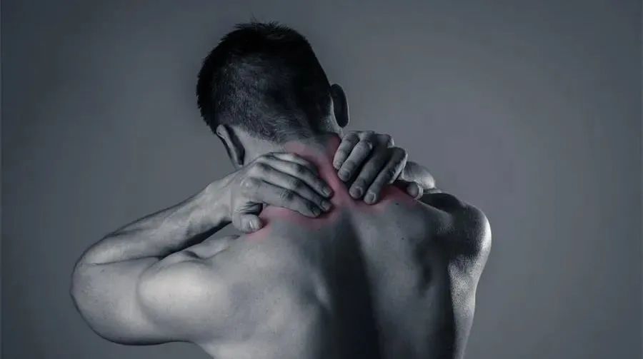 颈椎脖子僵硬酸痛缓解动作,脖子僵硬酸痛简单3个动作搞定