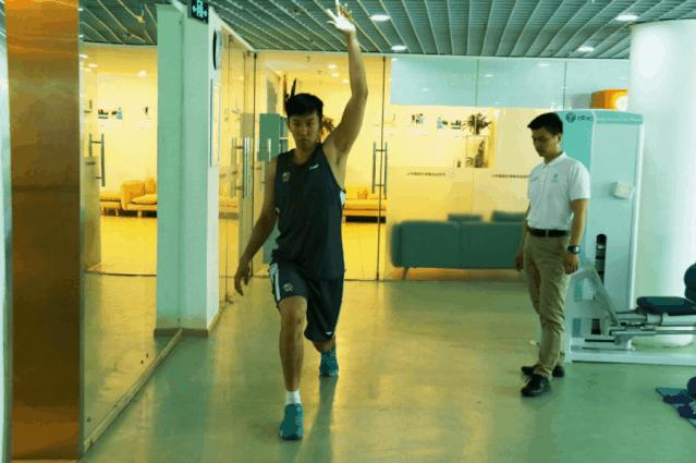 颈椎脖子僵硬酸痛缓解动作,脖子僵硬酸痛简单3个动作搞定