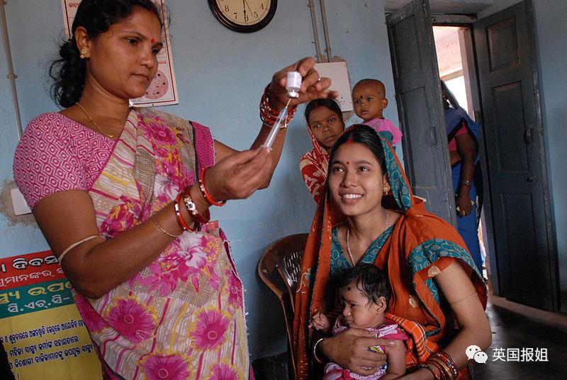 印度90万“娘子军”人肉阻挡新冠：没钱没口罩，命不值1美元