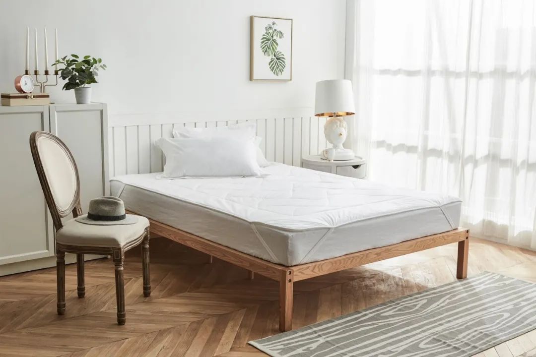 给五星酒店供货的德国大牌枕头，这里不到百元就能买到