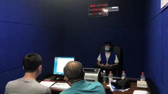 富婆招聘男公关面试被骗,招聘男公关骗局