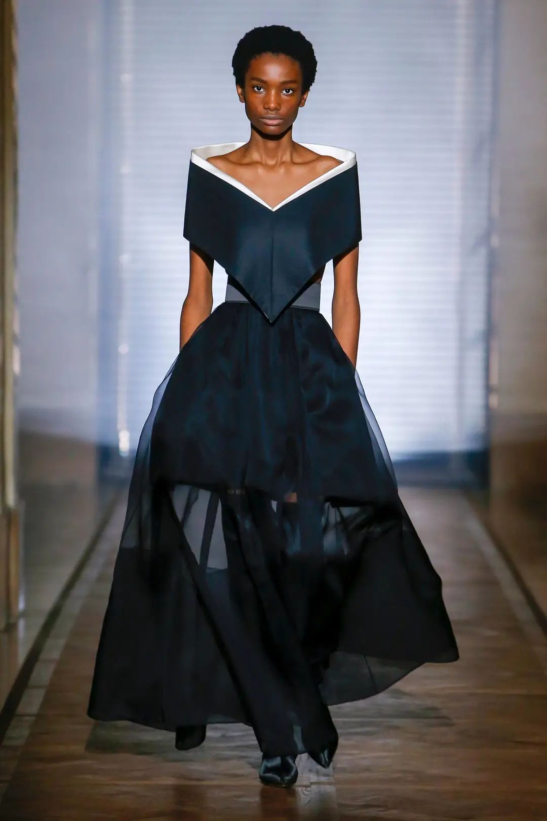 givenchy什么潮牌,givenchy高端时尚