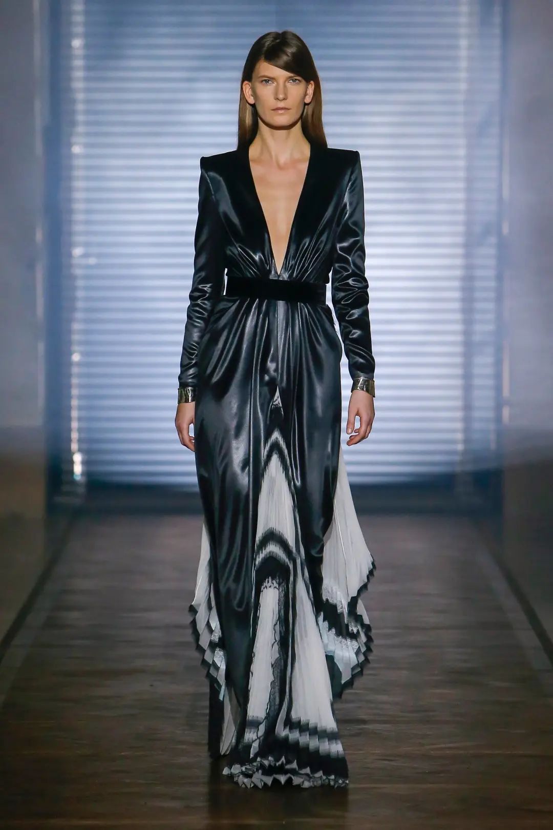 givenchy什么潮牌,givenchy高端时尚