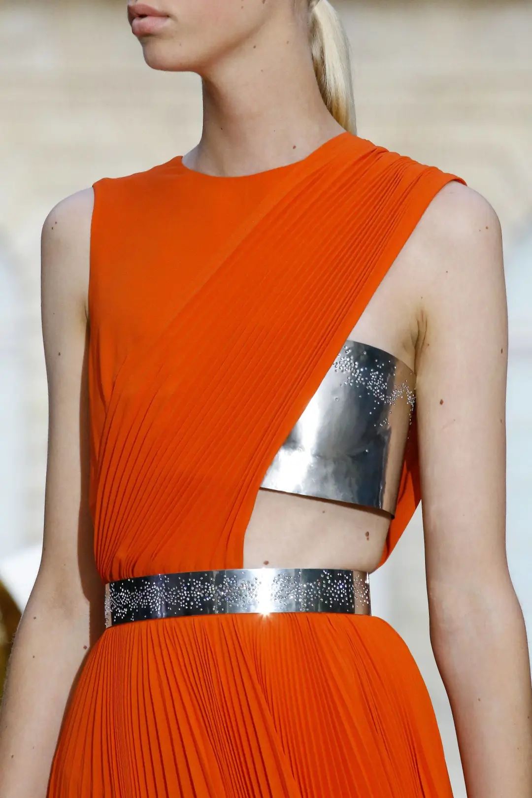 givenchy什么潮牌,givenchy高端时尚