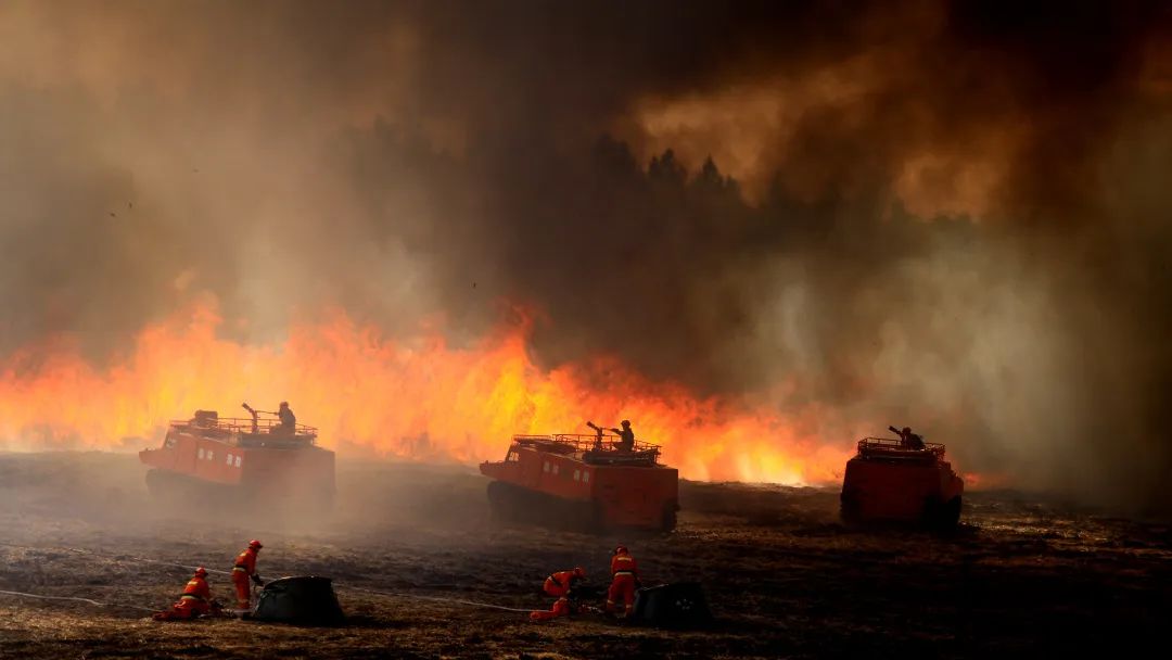 森林消防守护绿水青山,森林防火守护绿水青山绘画