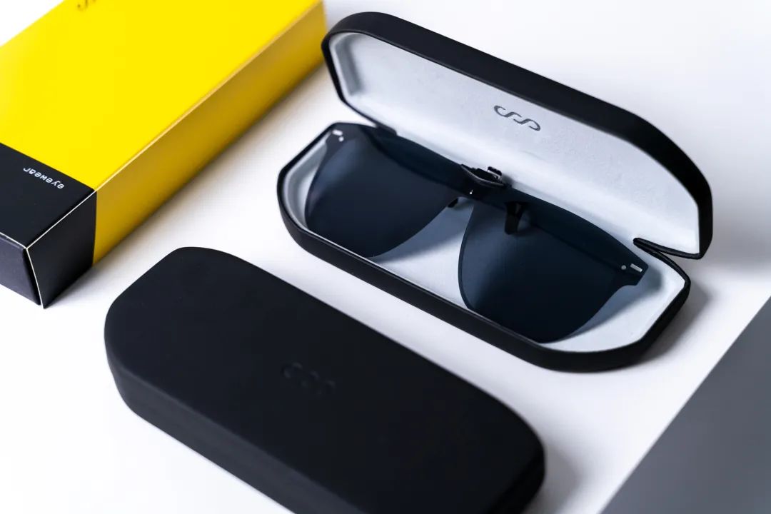 墨镜秒变眼镜,能让近视眼镜秒变墨镜神器