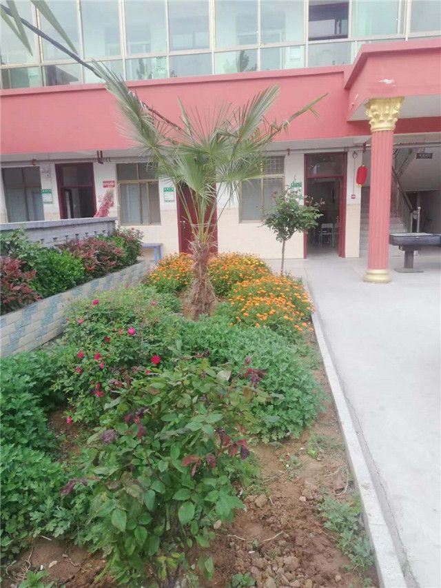 鍙楃伨缇や紬鍠滆縼鏂板眳,璐洶缇や紬鍠滆縼鏂板眳