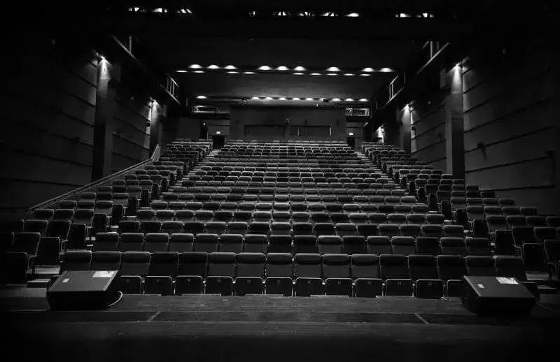 缪谈|漫长的中场休息：失业的音乐剧演员们