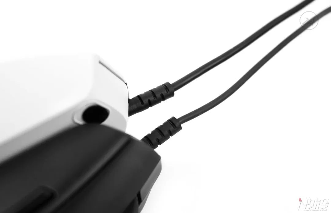 罗技g102鼠标哪个灯效好看,赛睿鼠标rval100和罗技g102