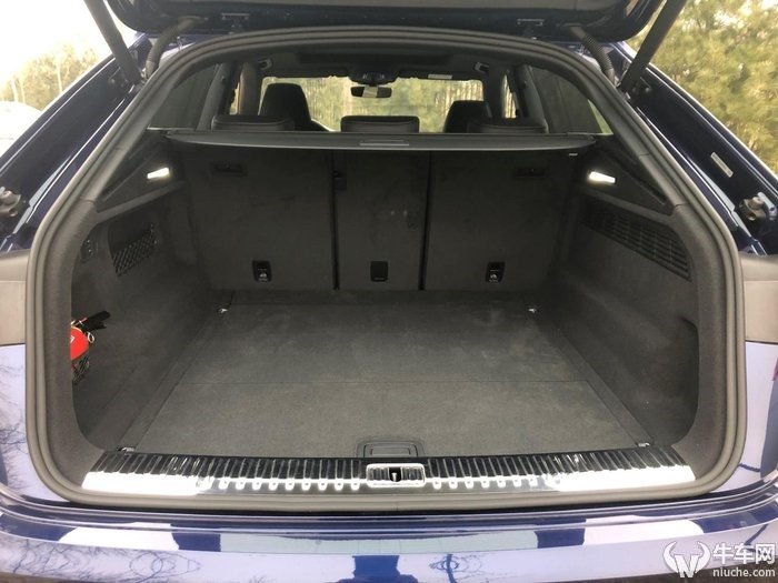 奥迪q855tfsi功能了解,全新奥迪q855tfsi试驾