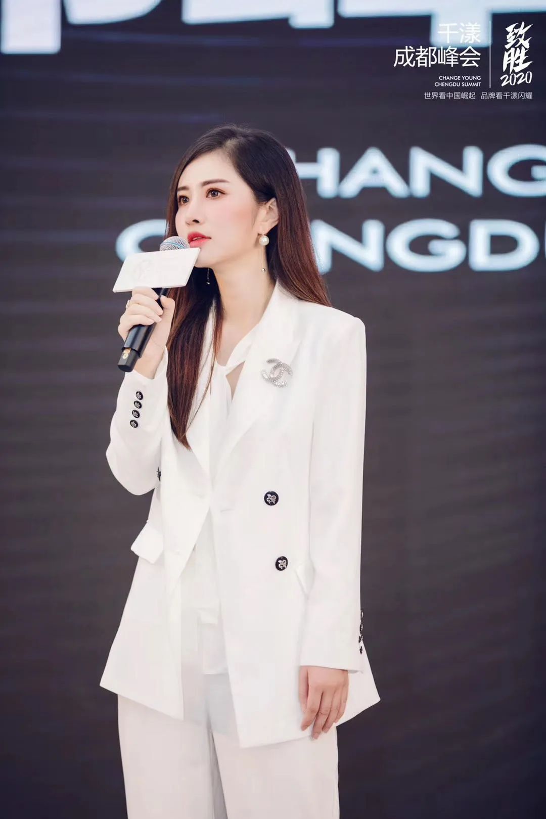 两场直播卖了8000万!微商千漾有什么值得我们学习的地方?