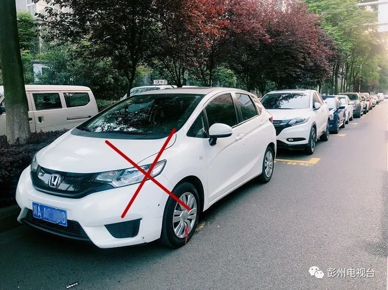 牡丹区小区免费停车,牡丹新城南区门口停车场